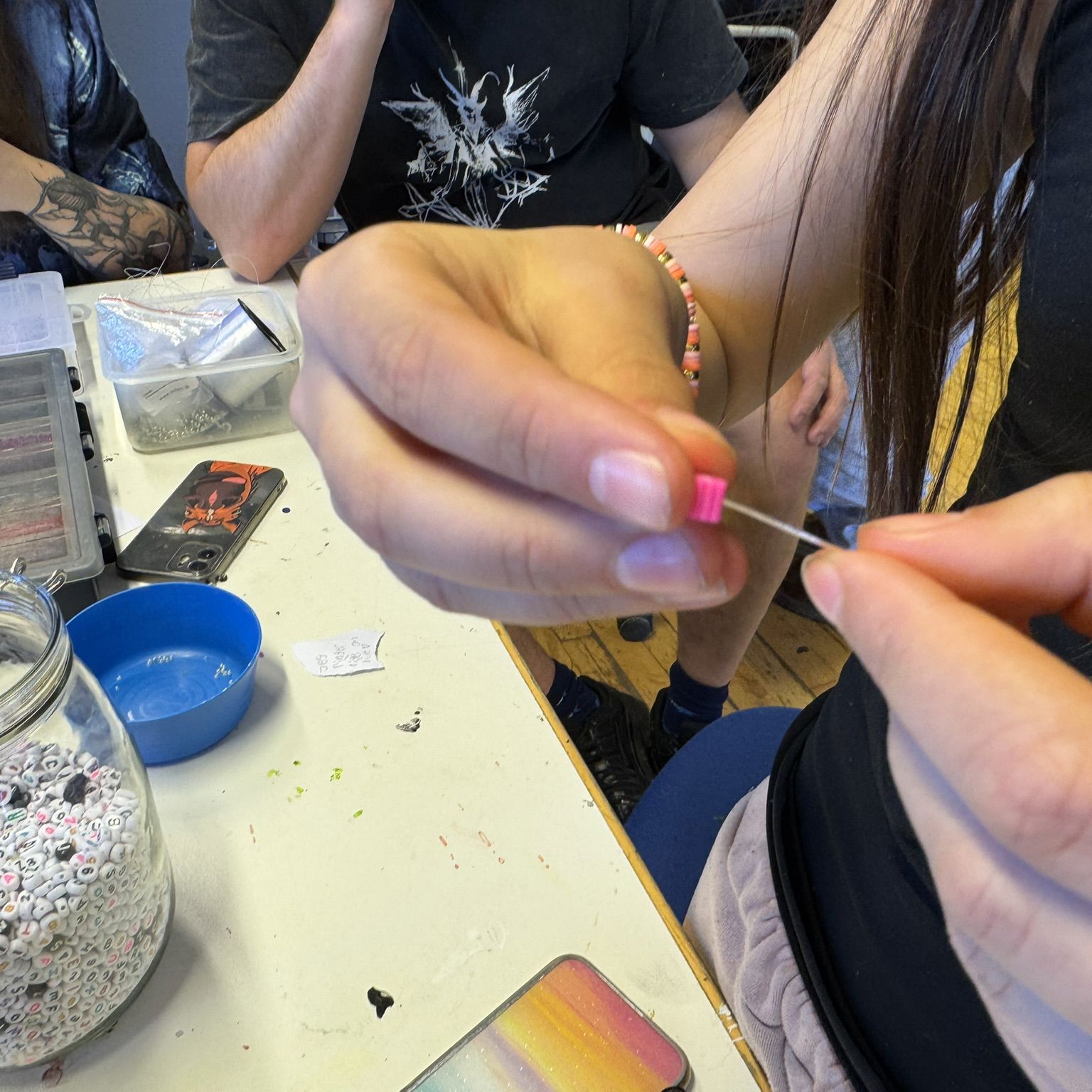 Smykkefremstilling med perler